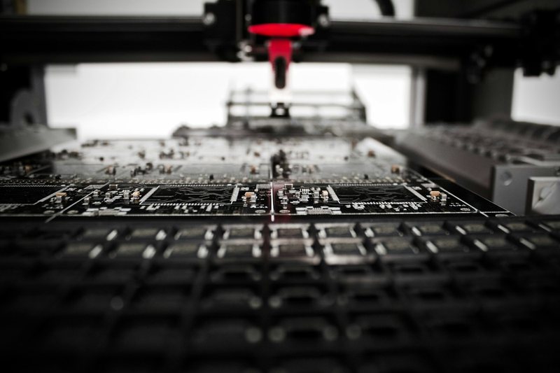 Hardware and life-science companies took the largest share of Colorado's 2025 rounds.
